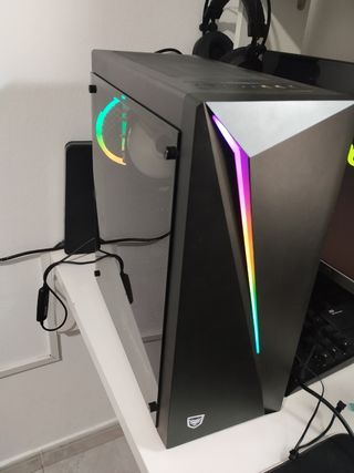 Ordenador de sobremesa gaming RGB
