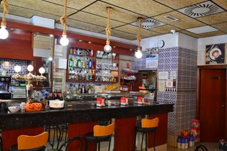 Traspaso Bar/Cafetería en Funcionamiento