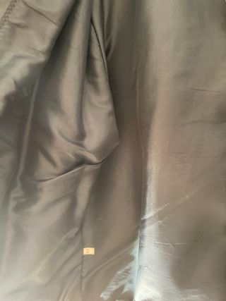 Chaqueta de piel negra