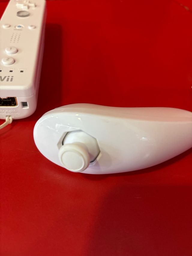 Mando Wii Original + Nunchuk Nintendo