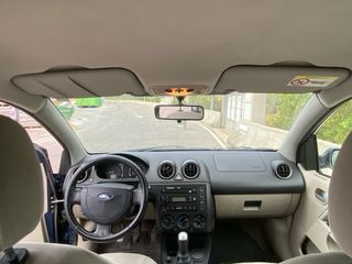 Ford Fiesta 2003