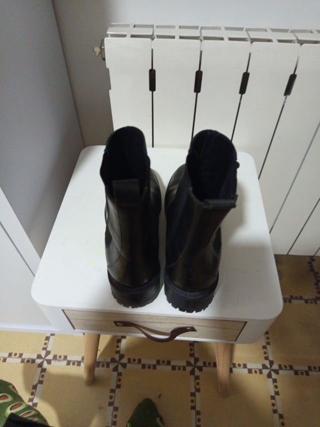 Botas Chelsea Piel Negras Media Caña T38
