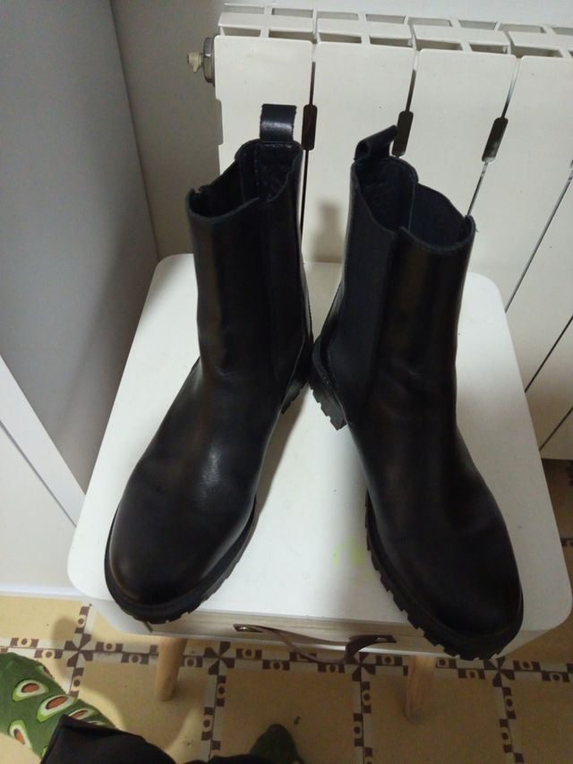 Botas Chelsea Piel Negras Media Caña T38