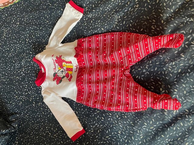 Pijama bebé Minnie Navidad