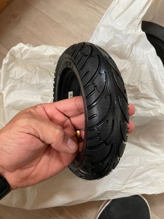Neumático antipinchazos patinete eléctrico 200x50