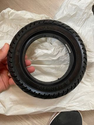 Neumático antipinchazos patinete eléctrico 200x50