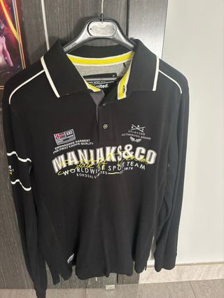 Polo MANIAKS&CO negro manga larga
