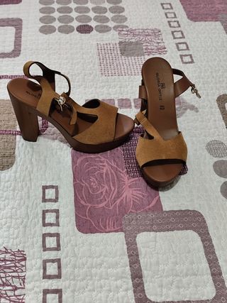 Zapatos Gloria Ortiz Tacon Marron Talla 37