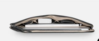 Funda GRAMS(28) Piel MacBook Pro/Air 16/14” NUEVA 