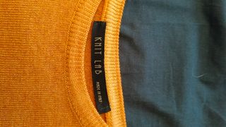 Camiseta Knit Lab manga larga.