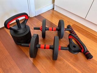 Pesi e manubri regolabili con kettlebell da palestra