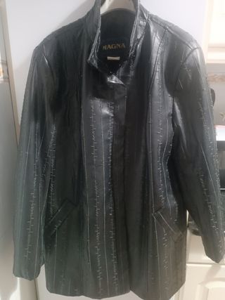 Chaqueta efecto cuero Magna