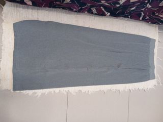 Falda larga de malla gris Talla S/M