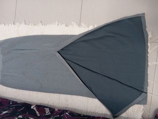 Falda larga de malla gris Talla S/M