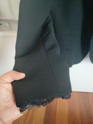 Americana corta negra Talla 40