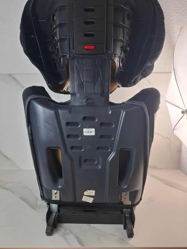 Silla de coche bebé. Grupo II y III. 15-36kg.