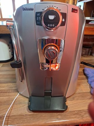 Cafetera Saeco Talea Giro