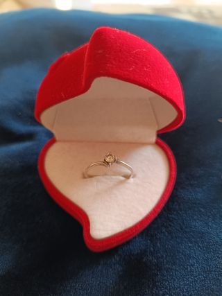 Anillo de compromiso plata con diamante