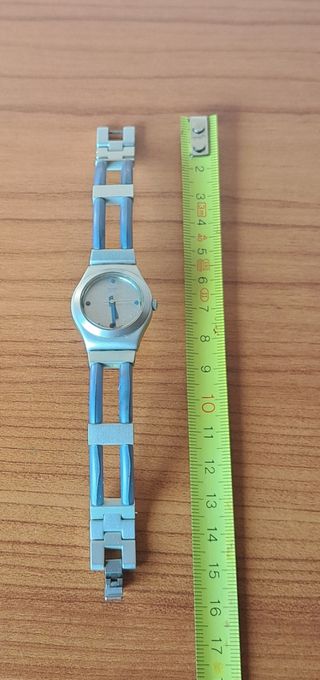 Reloj Swatch Mujer Irony Azul y Plateado