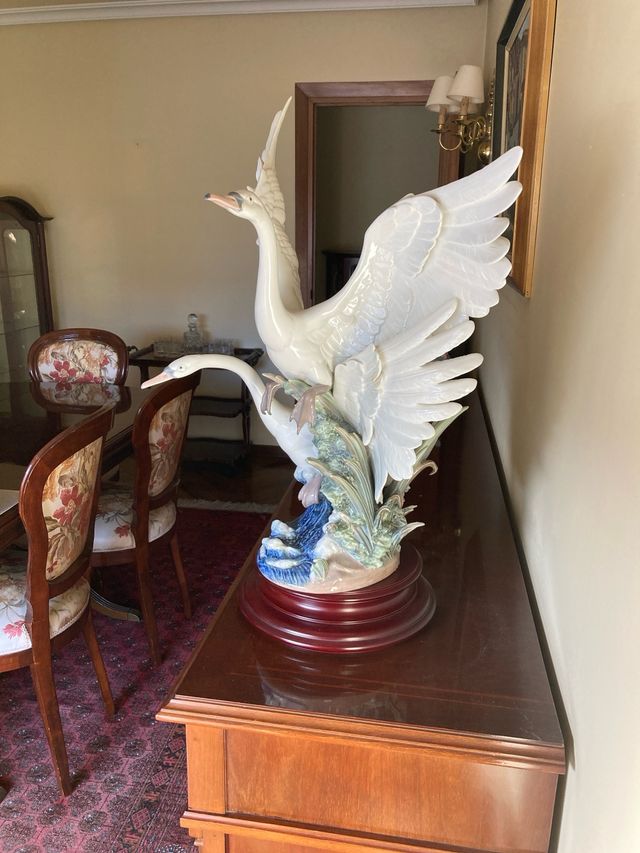 Escultura Lladró Cisnes El vuelo de los cisnes