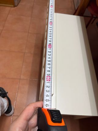 Banco de almacenaje blanco