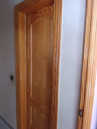 Puerta Madera Maciza