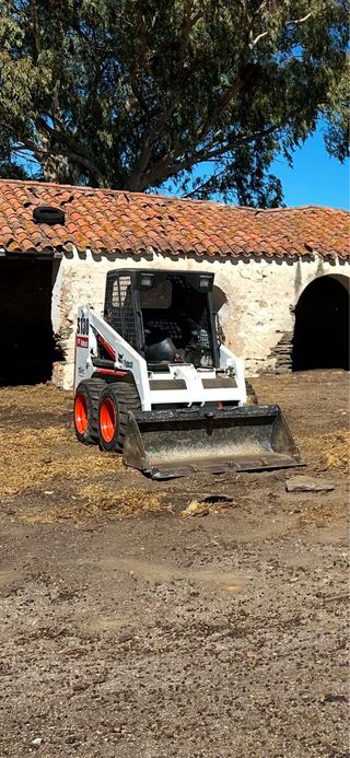Minicargadora Bobcat S130