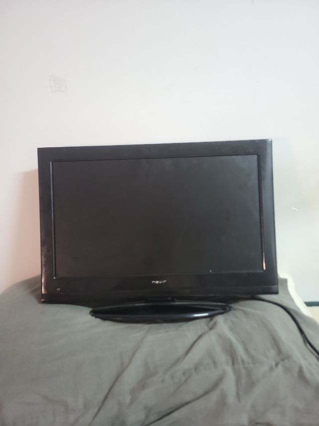 Televisor Nevir 19 Negro