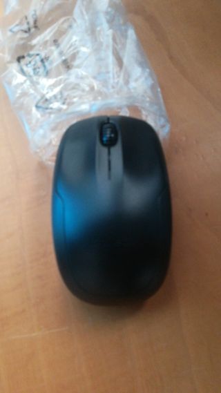 Logitech MK220 Tastiera e Mouse Wireless