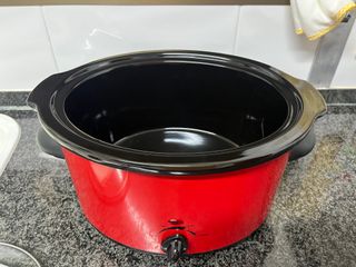 Olla Eléctrica Roja con Tapa de Cristal