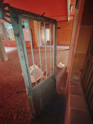 Puerta/Verja Hierro con Marco