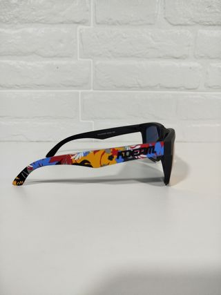 Gafas de sol con funda de tela