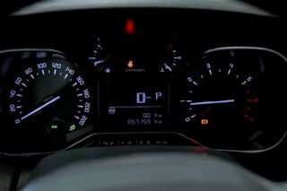 Citroën C3 Aircross   BlueHDi 88kW 120CV SS EAT6 SHINE 