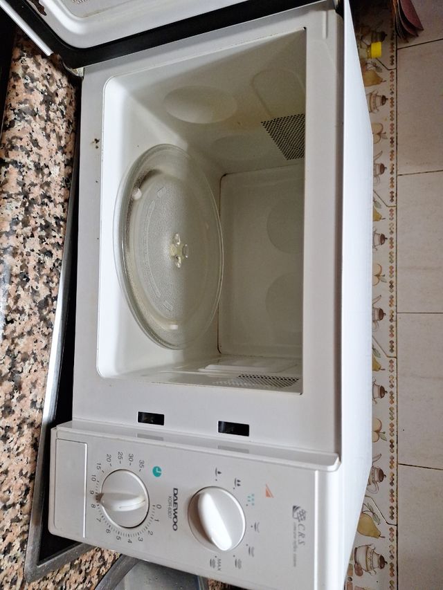 Horno Microondas Blanco lo vendo por q compre otro