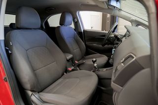 Kia Rio   1.2 CVVT 84CV xTech EcoDynamics 
