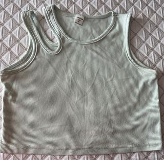 Camiseta verde Shein talla 9
