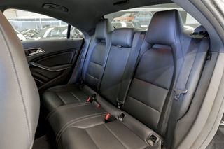 Mercedes CLA MERCEDES-BENZ  CLA 200 