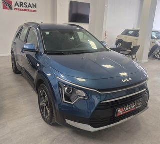 Kia Niro 1.6 GDi HEV 104kW (141CV) Concept