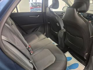 Kia Niro 1.6 GDi HEV 104kW (141CV) Concept