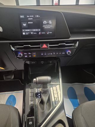 Kia Niro 1.6 GDi HEV 104kW (141CV) Concept