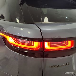 Land Rover Range Rover Velar 2.0 D180 132kW R-Dynamic S 4WD Auto