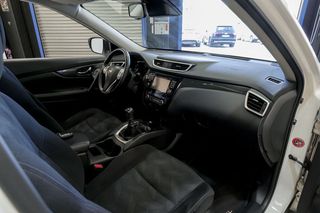 Nissan X-Trail   1.6 DIGT NCONNECTA 