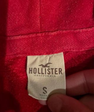 Chaqueta Hollister Roja con Cremallera