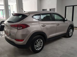Hyundai Tucson 1.6 GDi BlueDrive Essence 4x2