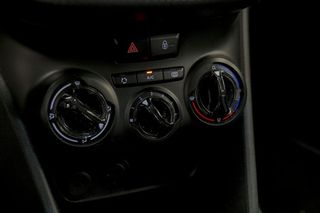 Peugeot 208   5P STYLE 1.6 BlueHDi 73KW 100CV 