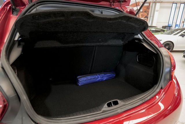 Peugeot 208 5P STYLE 1.6 BlueHDi 73KW 100CV