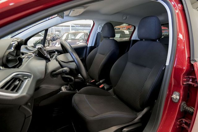 Peugeot 208 5P STYLE 1.6 BlueHDi 73KW 100CV