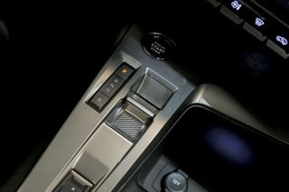Peugeot 408    GT PHEV 225 eEAT8 