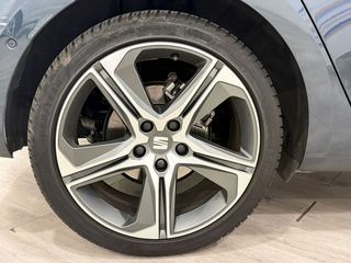 Seat Leon   2.0 TDI 110kW DSG7 SS FR 