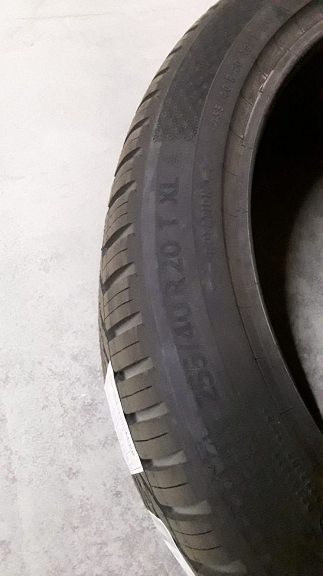  Neumáticos Continental 255/40 R20 XL.  2025 